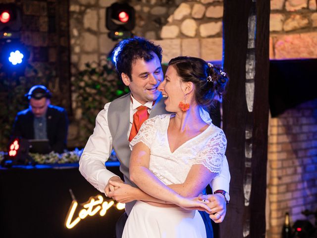 Le mariage de Christophe et Caroline à Pont-de-l&apos;Arche, Eure 62