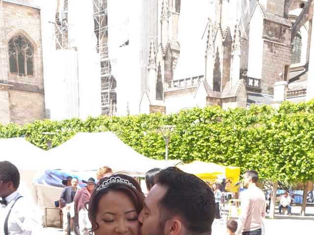 Le mariage de Julien et Hanna  à Bourges, Cher 19