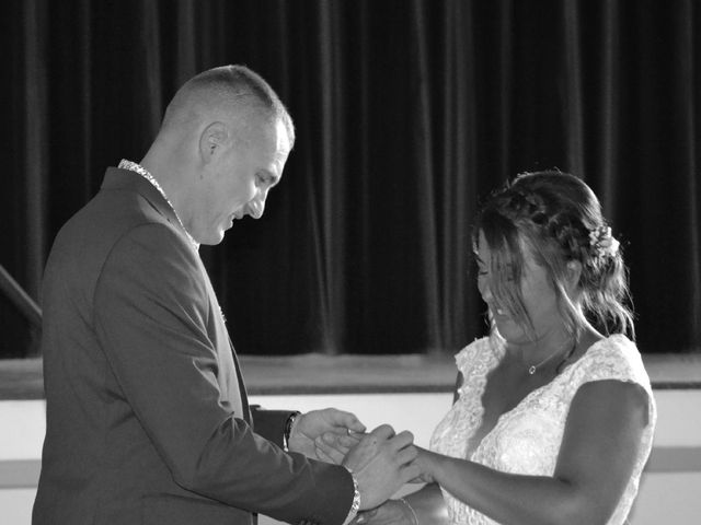 Le mariage de  Arnaud  et Marine  à Maulévrier, Maine et Loire 3