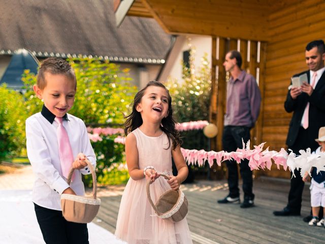 Le mariage de Joel et Cindy à Pallud, Savoie 36