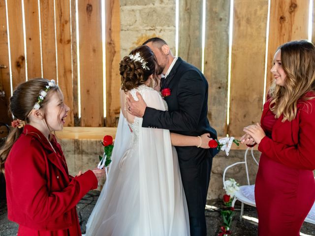 Le mariage de Mikael et Marion à Vallières, Haute-Savoie 13