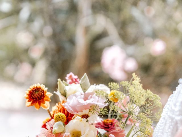 Le mariage de Lilian et Lucie à Saint-Aulaye, Dordogne 4