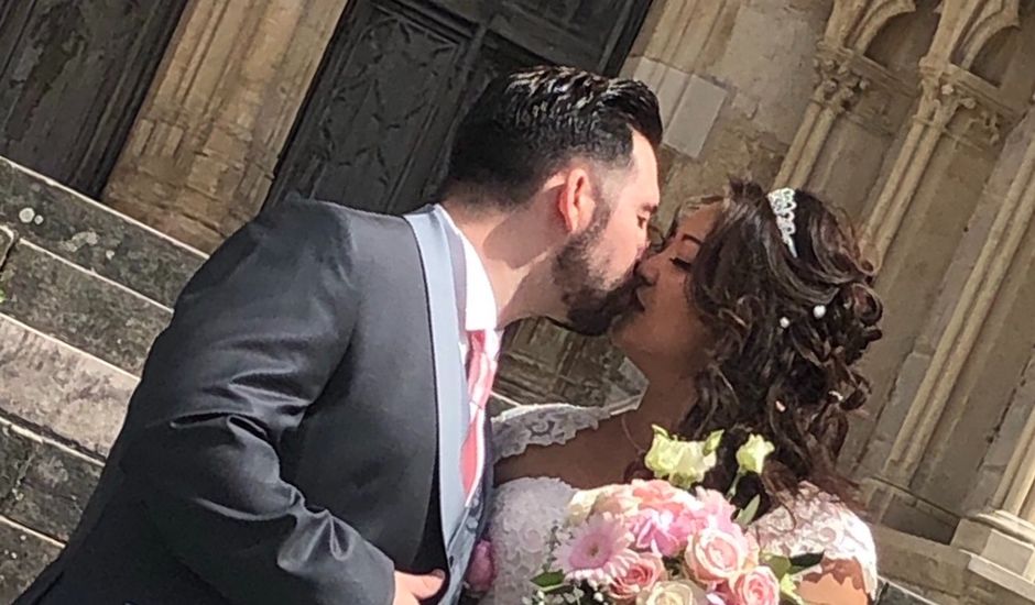 Le mariage de Julien et Hanna  à Bourges, Cher