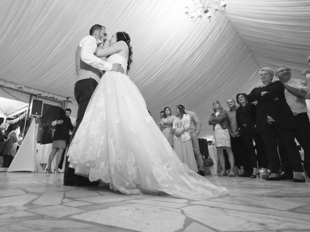 Le mariage de Loïc et Ophélie à Lançon-Provence, Bouches-du-Rhône 7