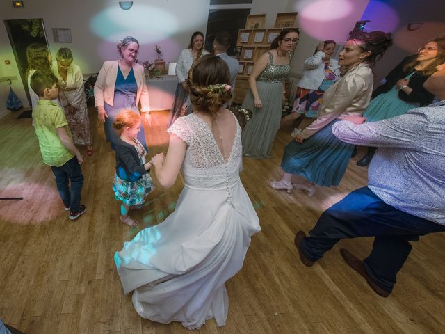 Le mariage de Thomas et Noémie à Ceton, Orne 71