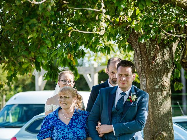 Le mariage de Valentin et Océane à Firfol, Calvados 6