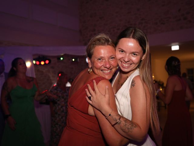 Le mariage de Simon et Manon à Simiane-la-Rotonde, Alpes-de-Haute-Provence 62