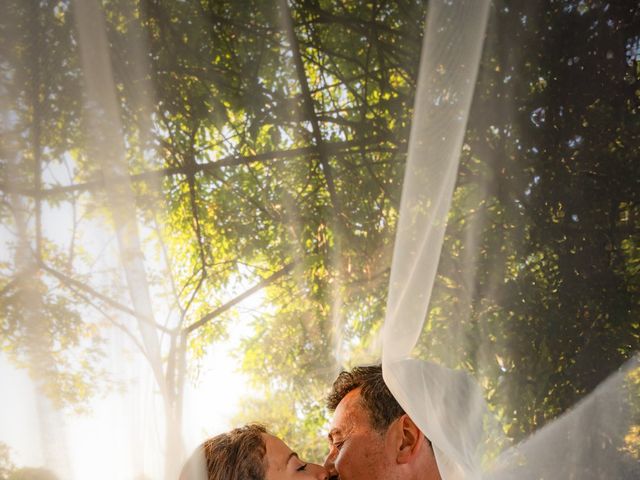 Le mariage de Olivier et Salima à La Romieu, Gers 8