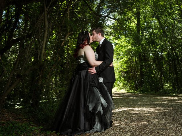 Le mariage de Nicolas et Laetitia à Riedwihr, Haut Rhin 5