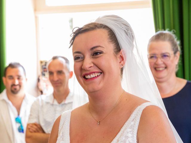 Le mariage de Brandon et Axelle à La Salle-de-Vihiers, Maine et Loire 10