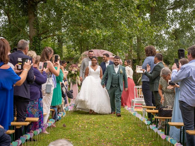 Le mariage de Laurent et Manon à Monceaux-en-Bessin, Calvados 45