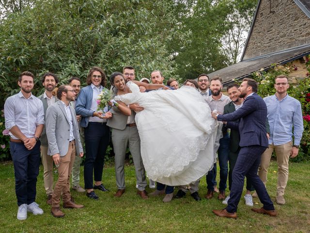 Le mariage de Laurent et Manon à Monceaux-en-Bessin, Calvados 50