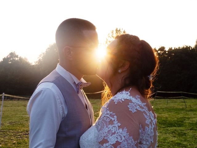 Le mariage de Cyril et Cindy à Hédé-Bazouges, Ille et Vilaine 14