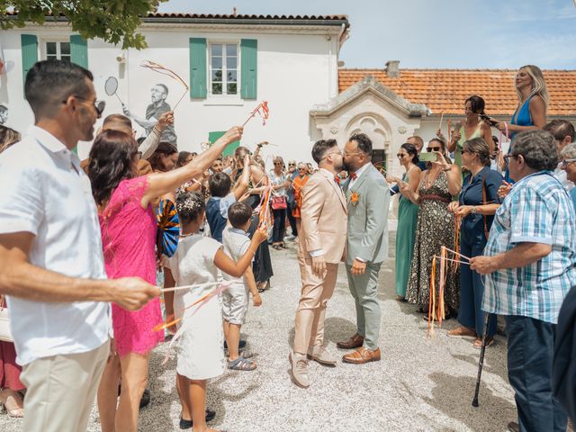 Le mariage de Julien et Paul à Saint-Pierre-d&apos;Oléron, Charente Maritime 10