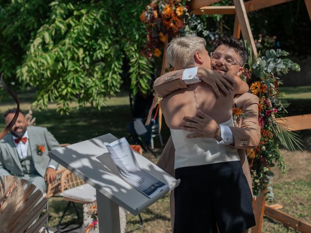 Le mariage de Julien et Paul à Saint-Pierre-d&apos;Oléron, Charente Maritime 32