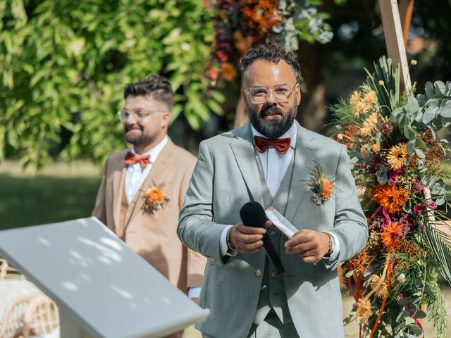 Le mariage de Julien et Paul à Saint-Pierre-d&apos;Oléron, Charente Maritime 43