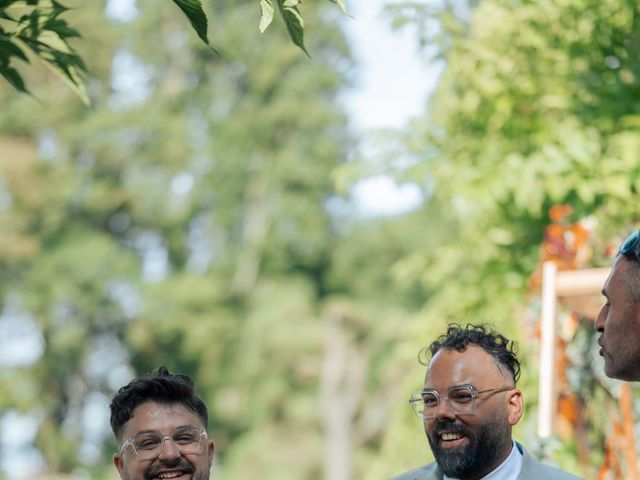 Le mariage de Julien et Paul à Saint-Pierre-d&apos;Oléron, Charente Maritime 51