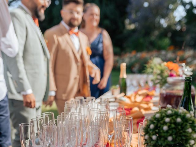 Le mariage de Julien et Paul à Saint-Pierre-d&apos;Oléron, Charente Maritime 57