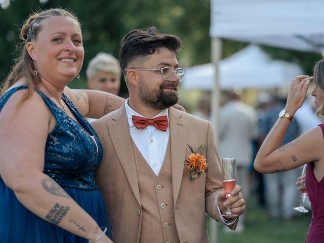 Le mariage de Julien et Paul à Saint-Pierre-d&apos;Oléron, Charente Maritime 71