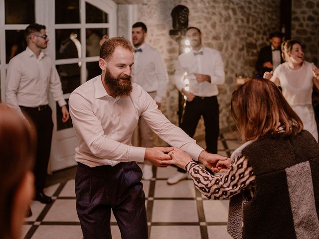 Le mariage de Pierre et Johanna à Saint-Thomas-en-Royans, Drôme 114