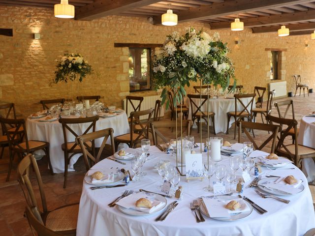 Le mariage de Alexis et Floriane à Cambremer, Calvados 12