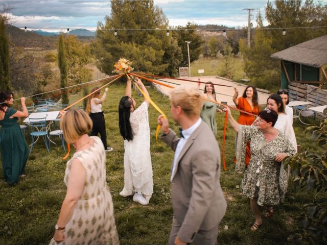 Le mariage de Anthony et Manon  à Ribiers, Hautes-Alpes 12