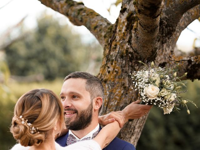 Le mariage de Thomas et Elodie à Saint-Laurent-d&apos;Oingt, Rhône 28