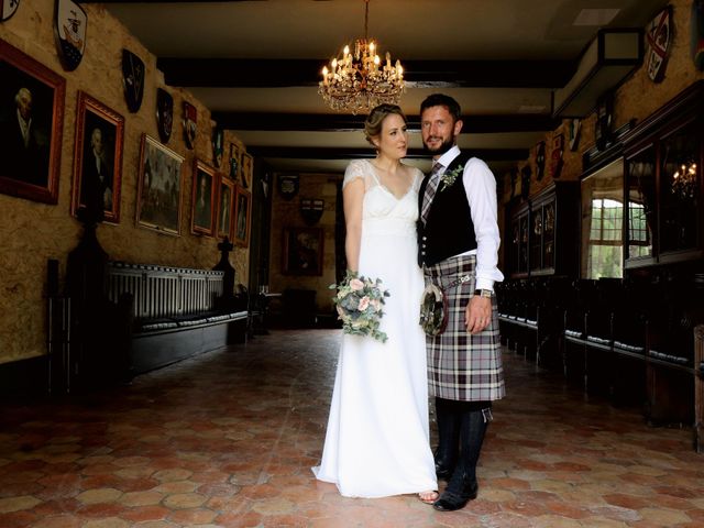 Le mariage de Scott et Pauline à Lignan-de-Bordeaux, Gironde 36