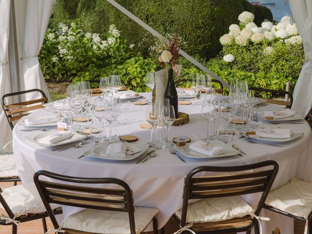 Le mariage de Alex et Camille à Montmirail, Sarthe 32