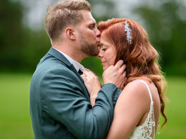 Le mariage de Thom et Laura à Lille, Nord 17