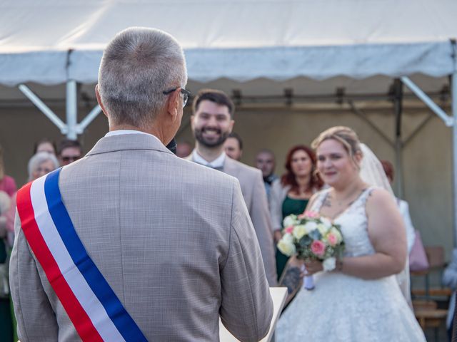 Le mariage de Joris et Elise à Ormes, Marne 13