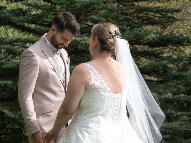 Le mariage de Joris et Elise à Ormes, Marne 35