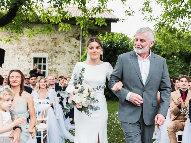 Le mariage de Maxime et Kelly à Montagnat, Ain 27