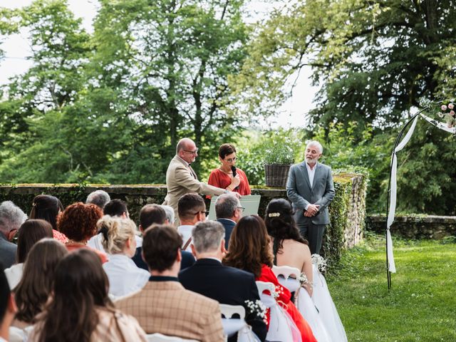 Le mariage de Maxime et Kelly à Montagnat, Ain 32