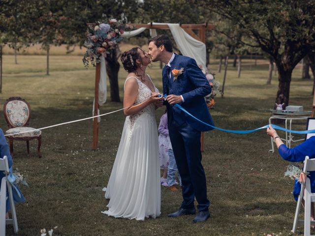Le mariage de Nicolas et Nathalie à Parigné-l'Évêque, Sarthe 47