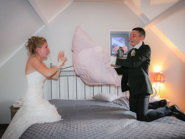 Le mariage de Romain et Amélie à Roncq, Nord 51