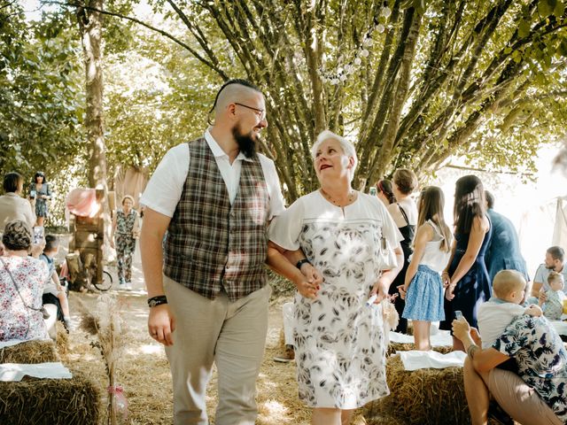 Le mariage de Héliéna et Francois à Cléguérec, Morbihan 14