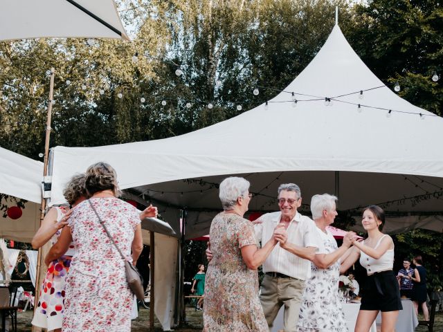 Le mariage de Héliéna et Francois à Cléguérec, Morbihan 55