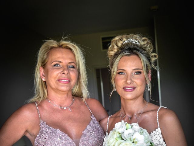 Le mariage de Vivian et Dominika à Bazas, Gironde 21