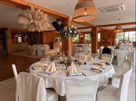 Le mariage de Alexandre et Noémie à Chailly-en-Bière, Seine-et-Marne 4