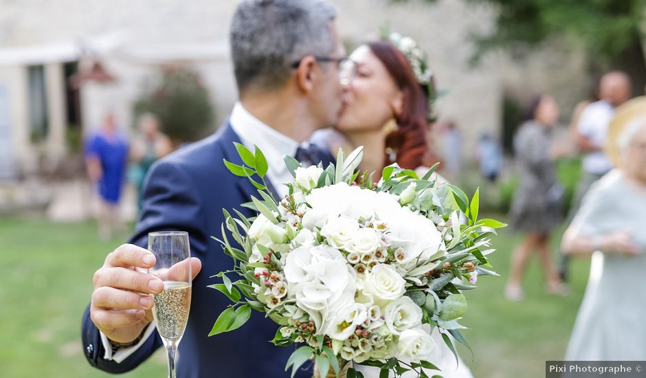 Le mariage de Antoine et Anais à Rodilhan, Gard