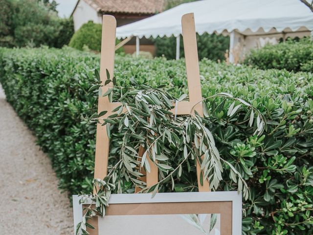 Le mariage de Dimitri et Anais à Port-Saint-Louis-du-Rhône, Bouches-du-Rhône 6