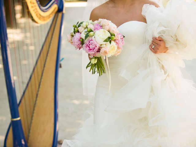 Le mariage de Creg et Shelby à Paris, Paris 33