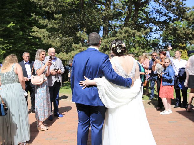 Le mariage de Robin et Camille à Arques-la-Bataille, Seine-Maritime 20