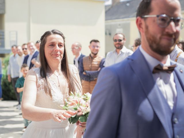 Le mariage de Delphine et Emmanuel à Bierné, Mayenne 4