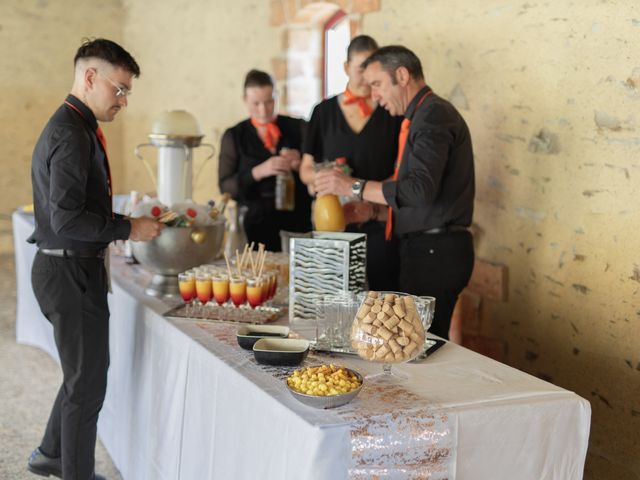 Le mariage de Delphine et Emmanuel à Bierné, Mayenne 18