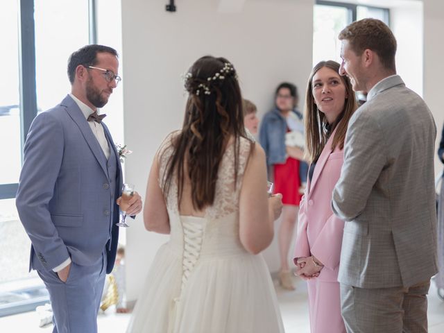 Le mariage de Delphine et Emmanuel à Bierné, Mayenne 22