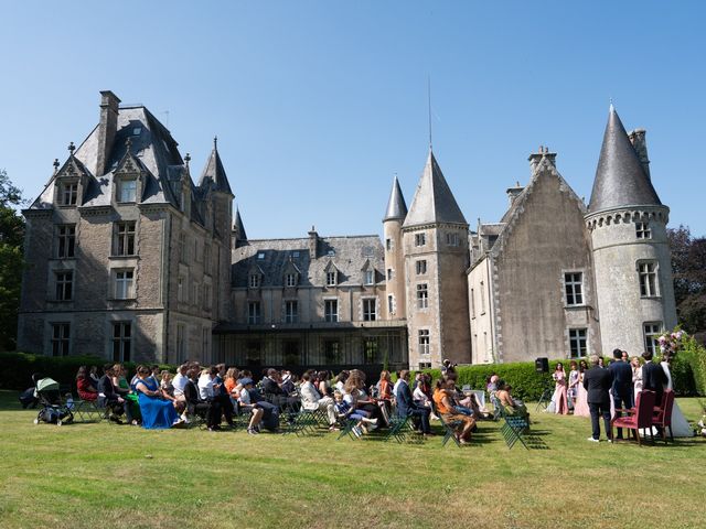 Le mariage de Julien et Anwesha à Trédion, Morbihan 25