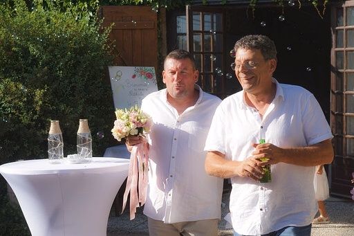 Le mariage de Cyril  et Nathalie  à Saint-Pantaléon-de-Larche, Corrèze 72