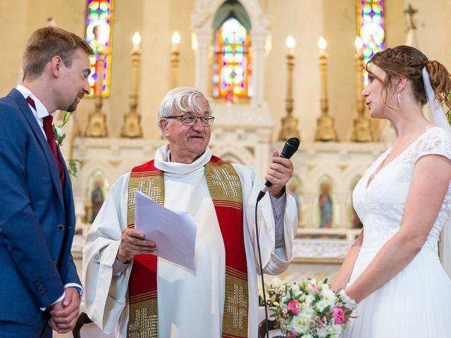 Le mariage de Benjamin et Marie-Laure à Blasimon, Gironde 44